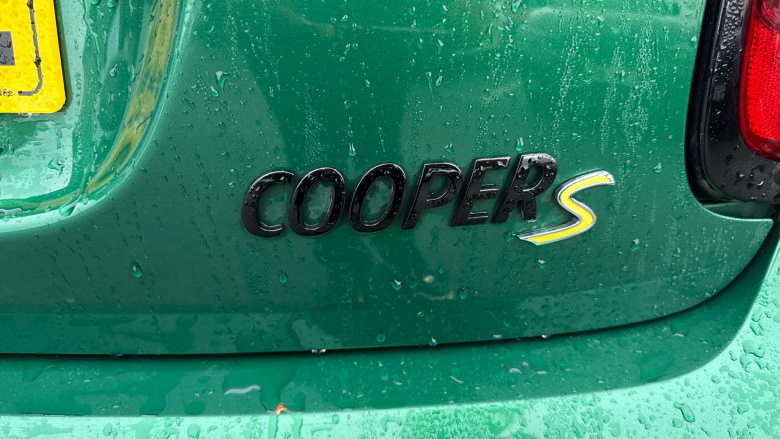 MINI Hatchback 135kW Cooper S Level 2 33kWh 3dr Auto Electric Hatchback